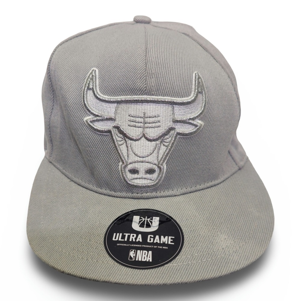 Ultra Game Chicago Bulls Snapback Hat Mens OSFM Grey NBA Flat Brim Cap